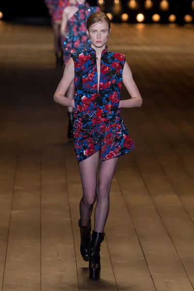 Look 65